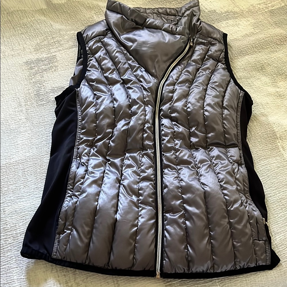 Women's Silver Puffer Vest